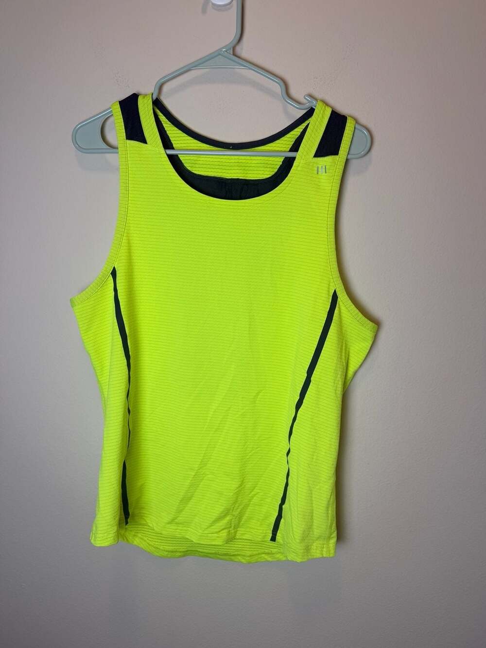 Lululemon Metal Vent Tech Tank Top Neon Green Athletic Shirt